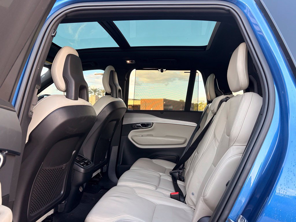 Used 2020 Volvo XC90 T6 R-Design AWD/4WD image 17