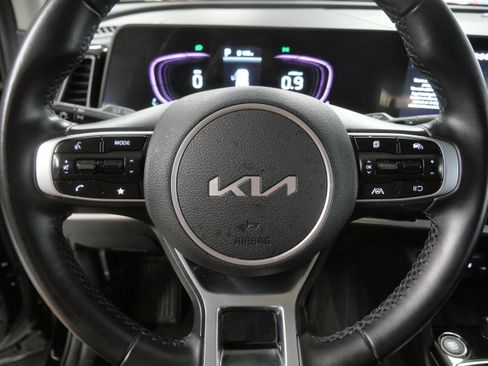 Used 2024 Kia Sportage EX AWD/4WD image 25