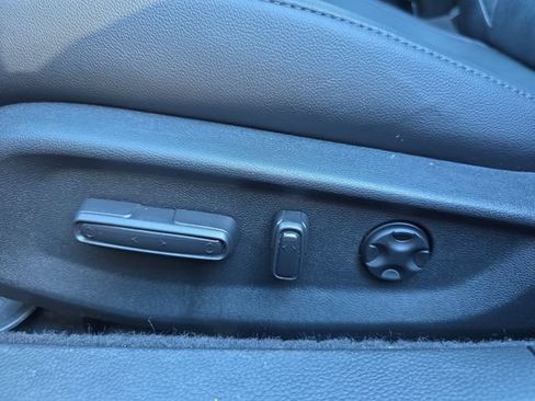 Used 2022 Honda Accord Touring image 12