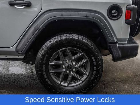 Used 2024 Jeep Wrangler Unlimited Sport AWD/4WD image 16