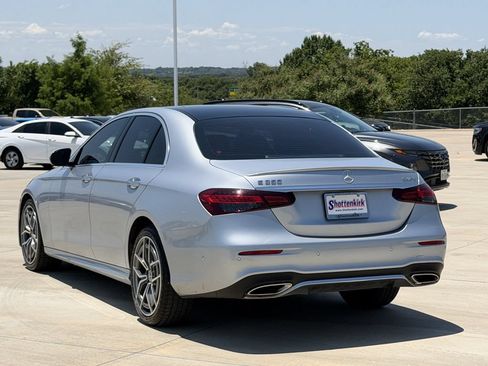 Used 2021 Mercedes-Benz E 350 4MATIC Sedan image 4