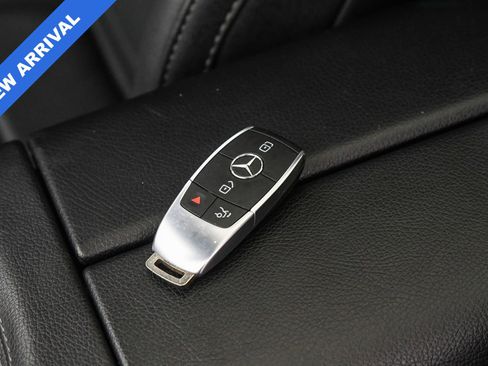 Used 2024 Mercedes-Benz GLS 450 4MATIC image 22