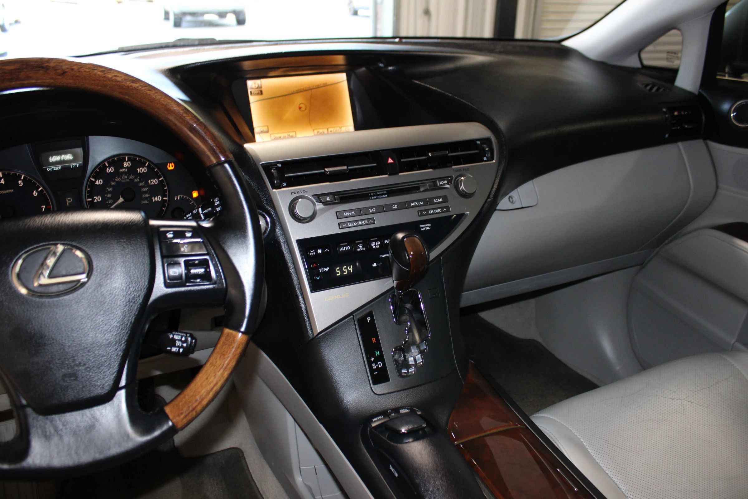 Used 2012 Lexus RX 350 FWD w/ Premium Pkg image 14