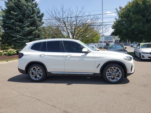 Used 2023 BMW X3 xDrive30i w/ Premium Package AWD/4WD image 6