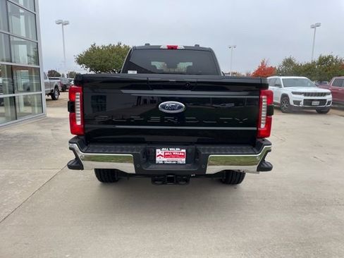 New 2026 Ford F250 Lariat w/ FX4 Off-Road Package image 6