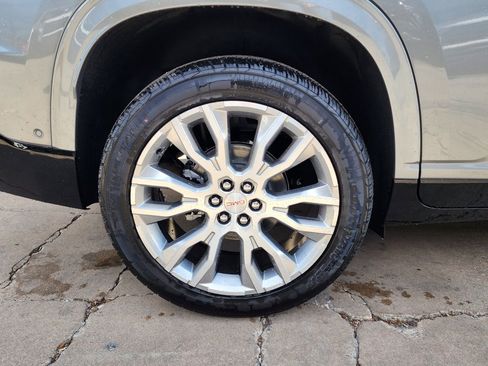 New 2026 GMC Acadia Denali w/ Super Cruise Package image 59