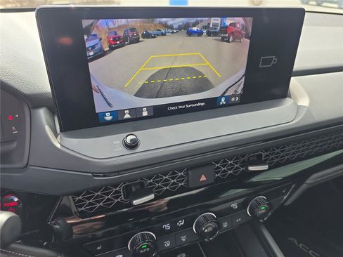 Used 2025 Honda Accord Sport image 25