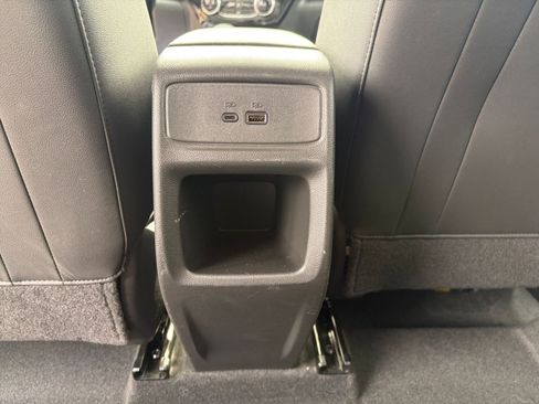 Used 2025 Chevrolet Trax LT image 22