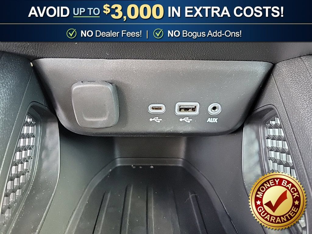 Used 2023 Chevrolet TrailBlazer LT w/ Convenience Package FWD image 24