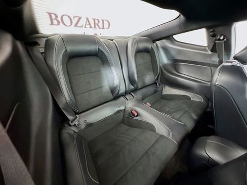 Used 2016 Ford Mustang Shelby GT350 w/ Technology Package image 30