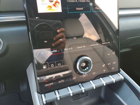 New 2026 GMC Terrain Elevation w/ Elevation Premium Package FWD image 14
