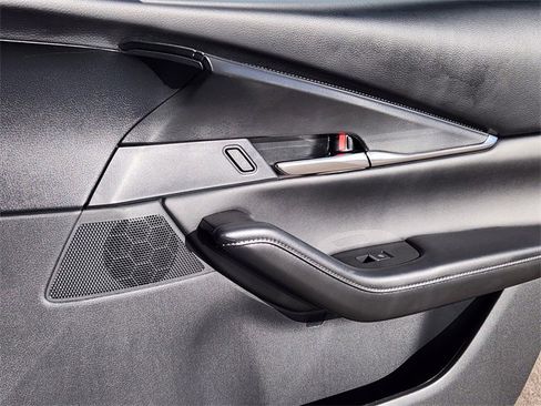 Certified 2024 MAZDA CX-30 AWD 2.5 S w/ Preferred Package image 13