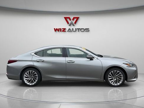 Used 2019 Lexus ES 350 w/ Accessory Package FWD image 6