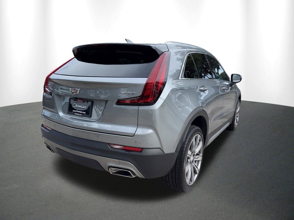 Used 2023 Cadillac XT4 Premium Luxury w/ Cold Weather Package FWD image 13