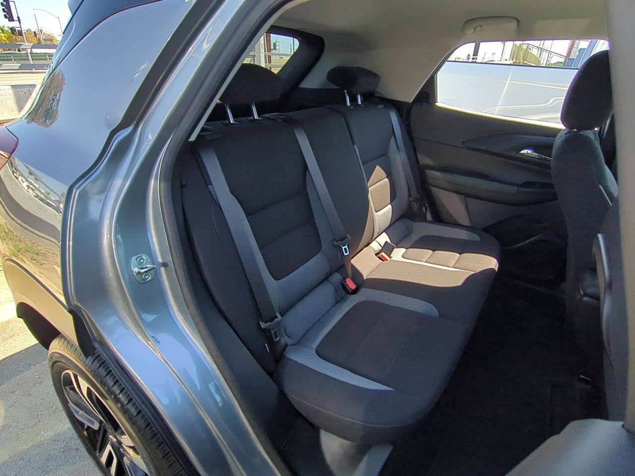 Used 2023 Chevrolet TrailBlazer LT FWD image 24