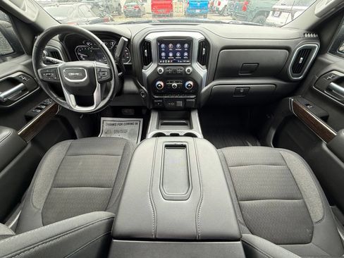 Used 2020 GMC Sierra 1500 Elevation w/ Elevation Value Package AWD/4WD image 18