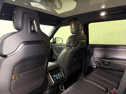 Used 2024 Rivian R1S Adventure AWD/4WD image 21