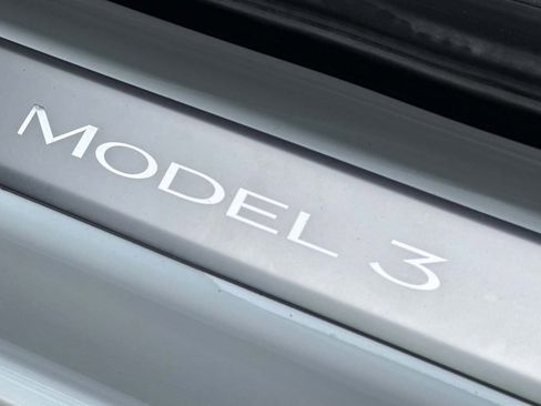 Used 2020 Tesla Model 3 Standard Range RWD image 20
