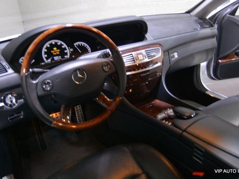 Used 2010 Mercedes-Benz CL 550 CL550 4MATIC image 23