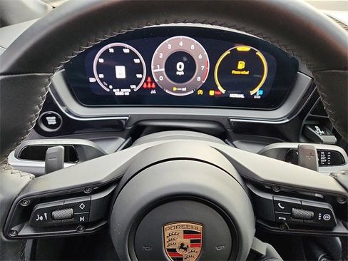 Used 2024 Porsche Cayenne Coupe image 22