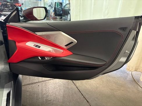 Used 2022 Chevrolet Corvette Stingray Preferred Conv w/ Z51 Performance Package RWD image 68