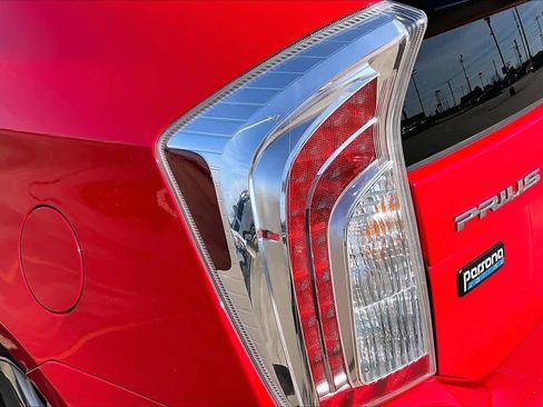 Used 2015 Toyota Prius Persona Series image 25