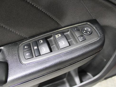 Used 2022 Dodge Charger GT w/ Blacktop Package image 7