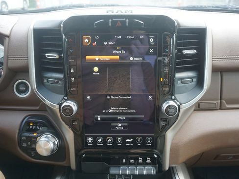 Used 2021 RAM 1500 Laramie AWD/4WD image 12
