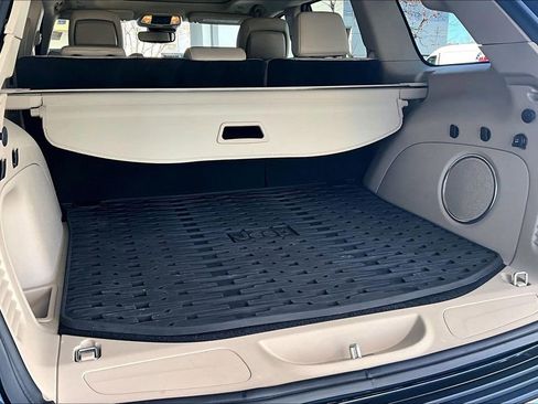 Used 2021 Jeep Grand Cherokee Limited w/ Luxury Group II image 24