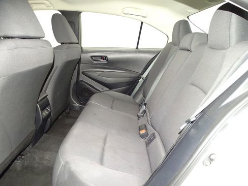 Used 2023 Toyota Corolla LE image 11