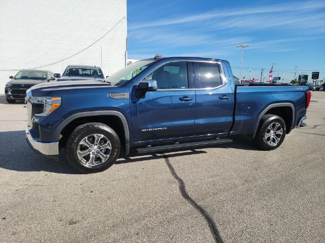 Certified 2020 GMC Sierra 1500 SLE w/ SLE Value Package AWD/4WD image 33