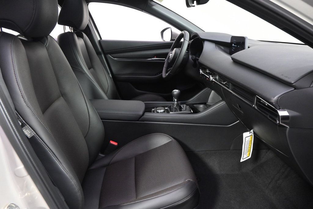 New 2026 MAZDA MAZDA3 2.5 S Hatchback w/ Premium Pkg FWD image 16