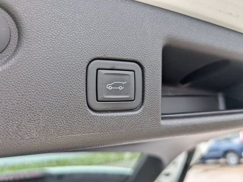 Used 2024 Chevrolet Equinox LT w/ LPO, Floor Liner Package AWD/4WD image 8
