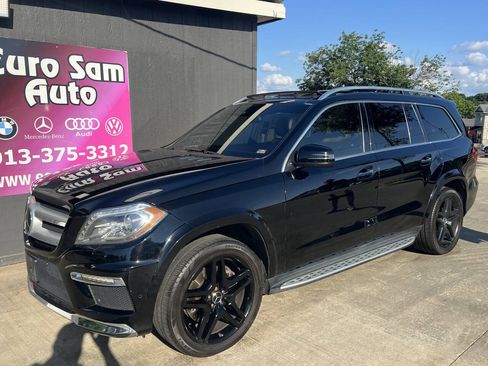 Used 2013 Mercedes-Benz GL 550 4MATIC image 6