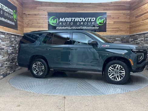 Used 2025 Chevrolet Tahoe Z71 w/ Comfort Package AWD/4WD image 15