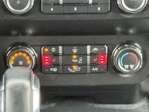 Used 2019 Ford F150 XLT w/ Equipment Group 302A Luxury image 24