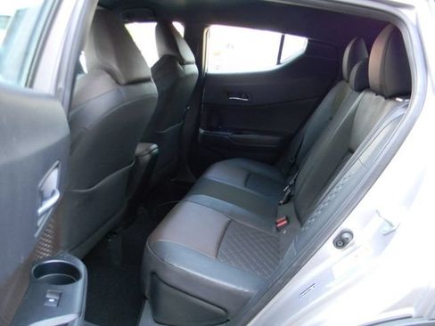 Used 2019 Toyota C-HR Limited FWD image 18