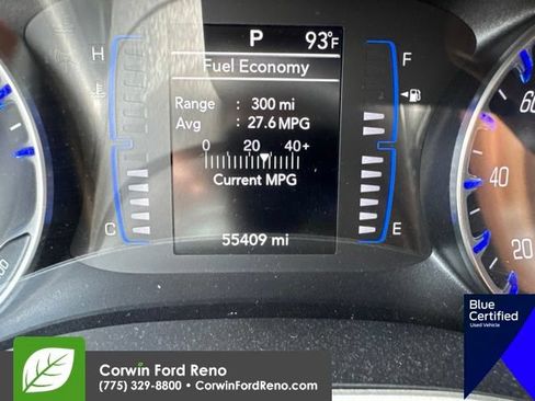 Used 2019 Chrysler Pacifica Touring-L FWD image 19
