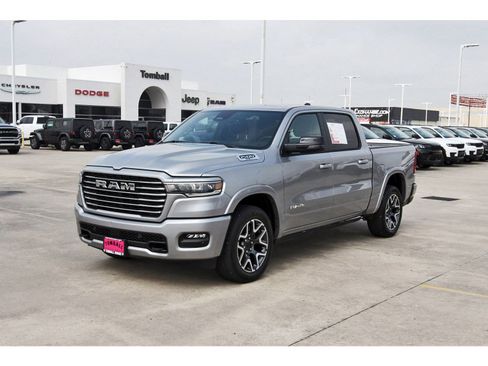 Used 2025 RAM 1500 Laramie w/ Laramie Southwest Edition image 3