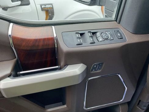 Used 2018 Ford F250 King Ranch w/ King Ranch Ultimate Package image 31