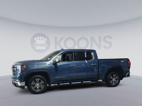 Used 2024 GMC Sierra 1500 SLT w/ X31 Off-Road Package AWD/4WD image 7