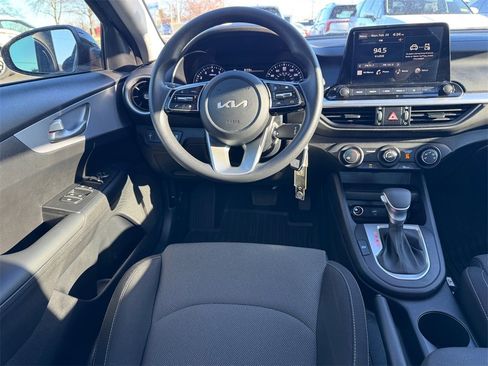 Used 2024 Kia Forte LX image 12