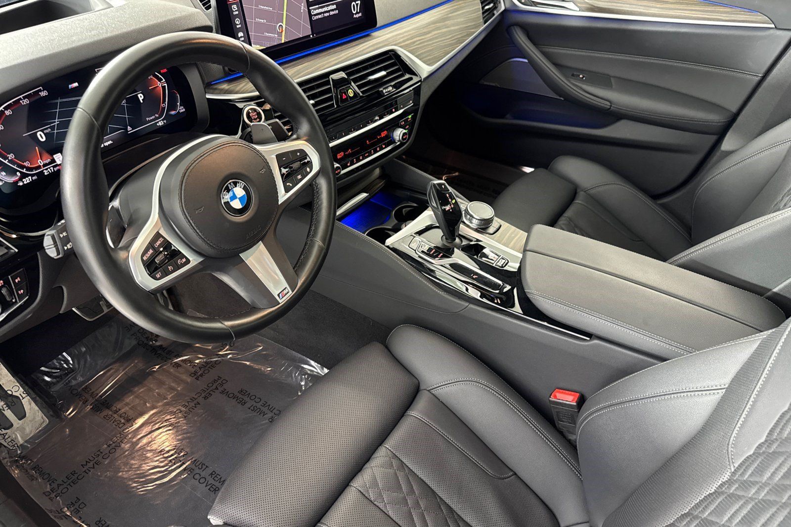 Used 2023 BMW 540i w/ M Sport Package RWD image 4