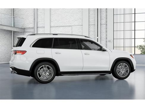 New 2025 Mercedes-Benz GLS 450 4MATIC image 18