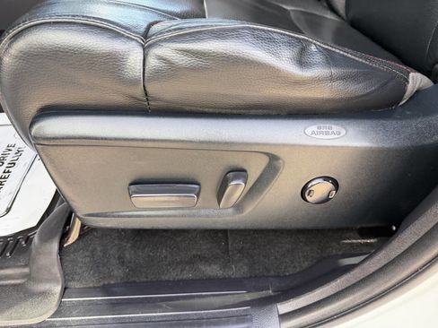 Used 2017 Toyota Tundra SR5 image 15