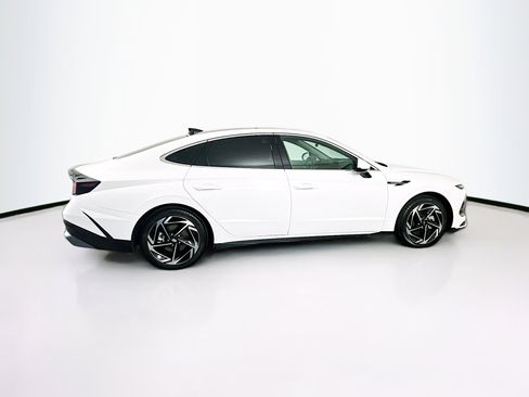 Used 2024 Hyundai Sonata SEL w/ Convenience Package image 10