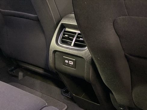 Used 2025 Chevrolet Blazer LT FWD image 27