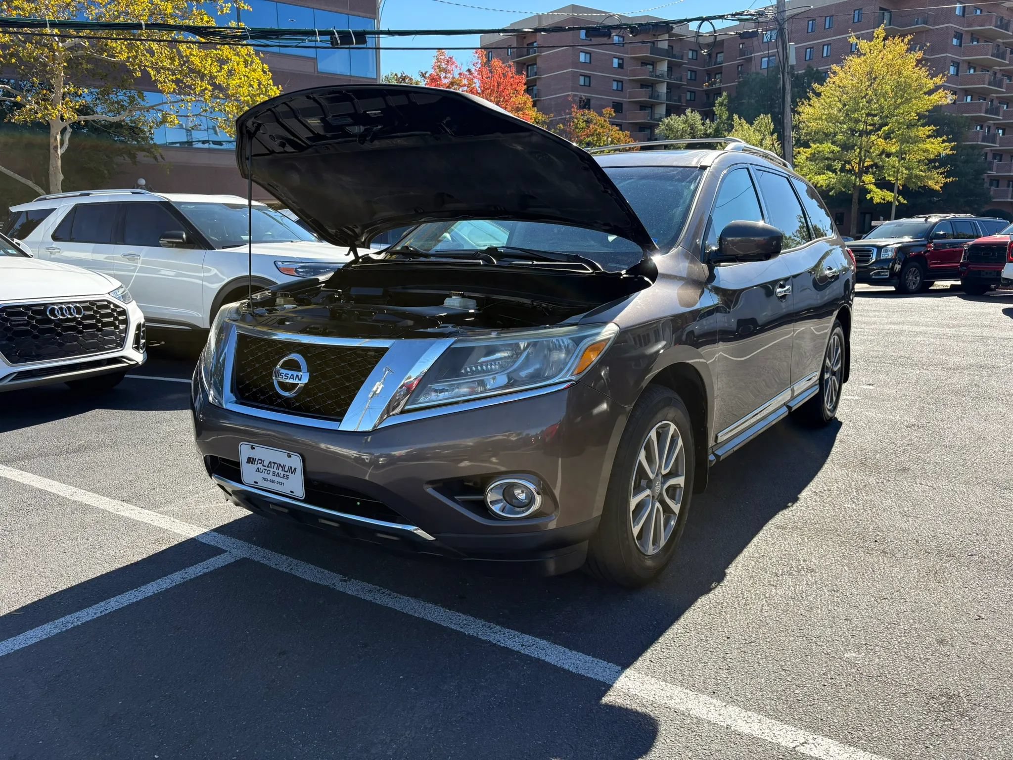 Used 2015 Nissan Pathfinder SL w/ SL Premium Package FWD image 29