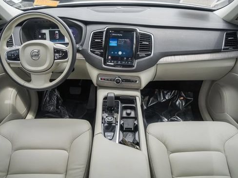 Certified 2023 Volvo XC90 B6 Plus AWD/4WD image 21