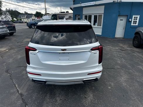 Used 2022 Cadillac XT6 Premium Luxury w/ Technology Package AWD/4WD image 4